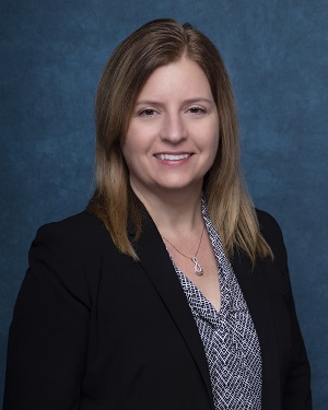 Barbara Voss_photo 300x375