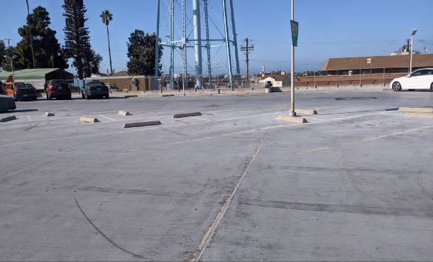 Hilltop parking lot photo